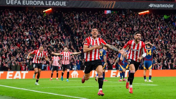 El Athletic mantiene su sueño europeo remontando a la Roma