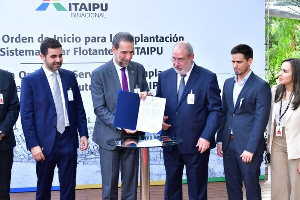 Itaipú inicia la instalación de la primera planta solar flotante en su embalse con potencia de 1.000 kWp - ADN Digital