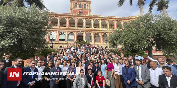 GOBERNADOR DE ITAPÚA PARTICIPÓ DEL CONVENIO MOPC – ITAIPÚ EN PALACIO DE GOBIERNO