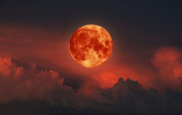 AUDIO. Esta noche se podrá ver el eclipse lunar en Paraguay - Momento Justo - ABC Color
