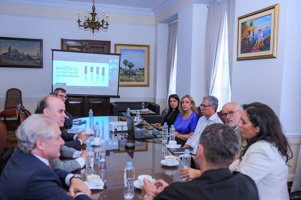 Socializan alternativas de ubicación del futuro puente internacional en Pilar - .::Agencia IP::.