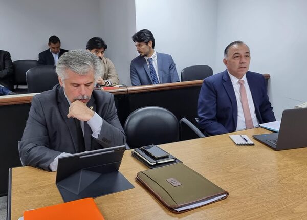 Arnaldo Giuzzio recusó a miembros del tribunal de sentencia y suspendió su juicio - PDS RADIO Y TV