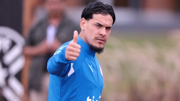 ¿Gustavo Gómez vendría para hacer grupo con la Albirroja?