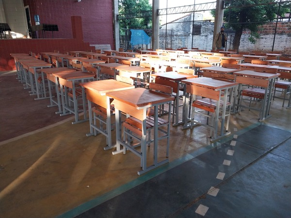 Municipalidad entre 60 y 90 pupitres a escuelas de Asunción - 1000 Noticias