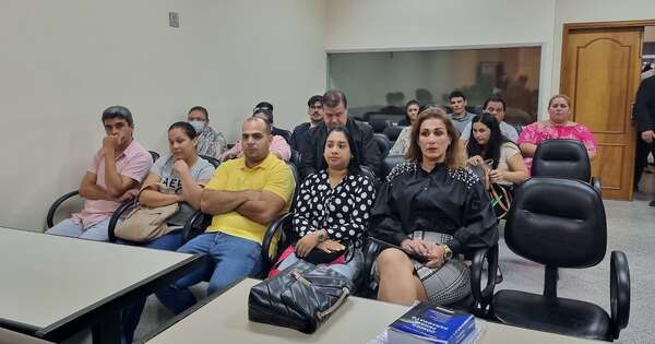Diario HOY | Veintena de acusados por venta de cargos en IPS irán a juicio oral