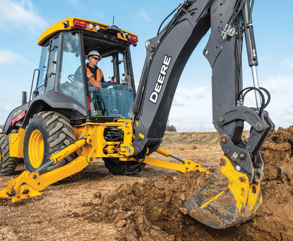 KUROSU Y CIA. presenta la retropala 310 versión P de JOHN DEERE