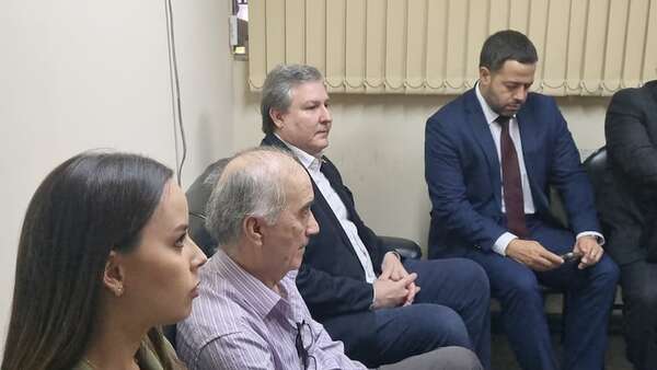 Rafael Filizzola, sobreseído definitivamente del proceso por “caso helicópteros” - Nacionales - ABC Color