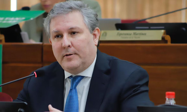 Rafael Filizzola sobreseído en caso de compra irregular de helicópteros: Fiscalía da por cerrada la investigación - OviedoPress