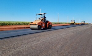Ruta en Puerto Indio registra un avance del 51%