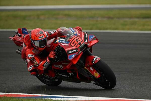 Marc Márquez lo vuelve a hacer, mejor tiempo del día y récord absoluto de MotoGP - ABC Motor 360 - ABC Color