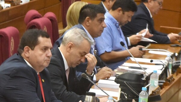 Saltan voces en contra de que intendentes se eternicen