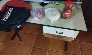 Detienen a joven que robó carne, queso y café de un local comercial