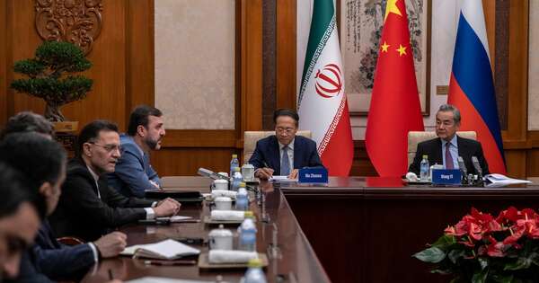 La Nación / China y Rusia urgen retirar sanciones al programa nuclear de Irán