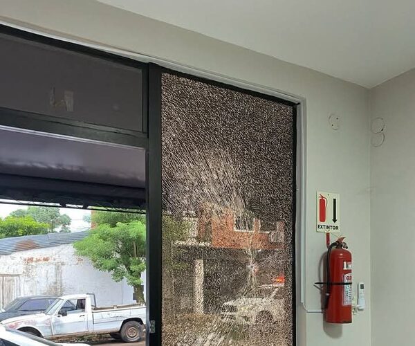 Gimnasio de Asunción fue atacado a tiros