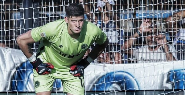 Versus / Increíble historia: De ser suplente en la Intermedia a recibir la convocatoria a la Albirroja