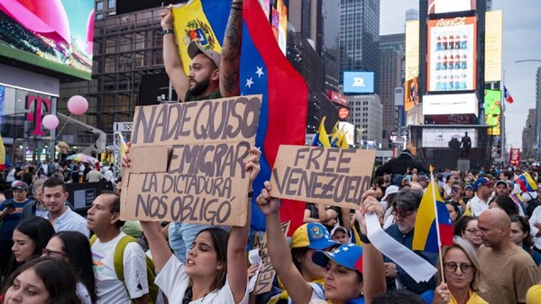 EEUU estudia prohibir la entrada de cubanos, venezolanos y otras 41 nacionalidades