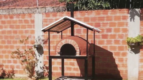 Tatakua tuneado con techo, ruedas y chimenea es furor