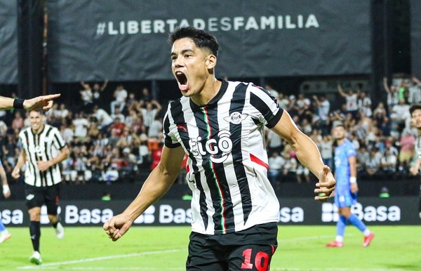 Libertad vence sobre la hora a Olimpia y extiende su ventaja