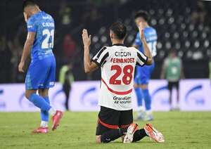Libertad remontó a Olimpia, ganó el clásico, aumentó la diferencia en la punta y camina firme hacia el... - Fútbol - ABC Color