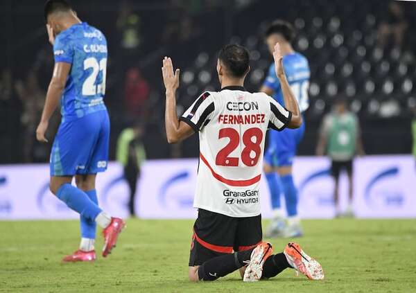Libertad remontó a Olimpia, ganó el clásico, aumentó la diferencia en la punta y camina firme hacia el... - Fútbol - ABC Color