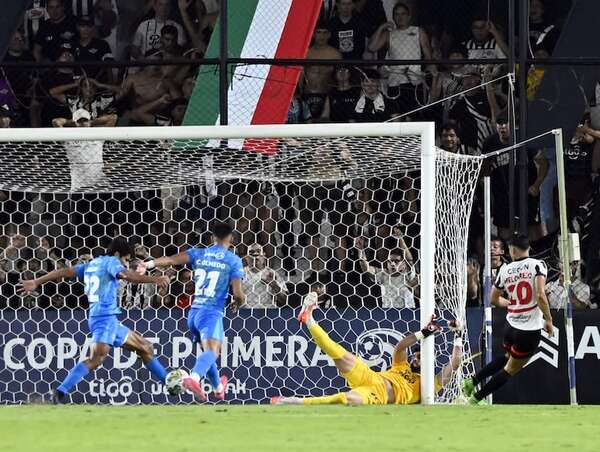 Sobre el final, el grito de Libertad - Fútbol - ABC Color