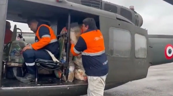 Sigue la ayuda en Pozo Hondo con parte del gabinete en el lugar