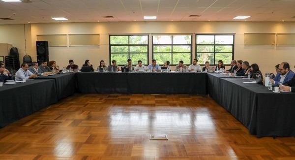 Se llevó a cabo la primera reunión anual de la Mesa de Industrias Creativas y Servicios