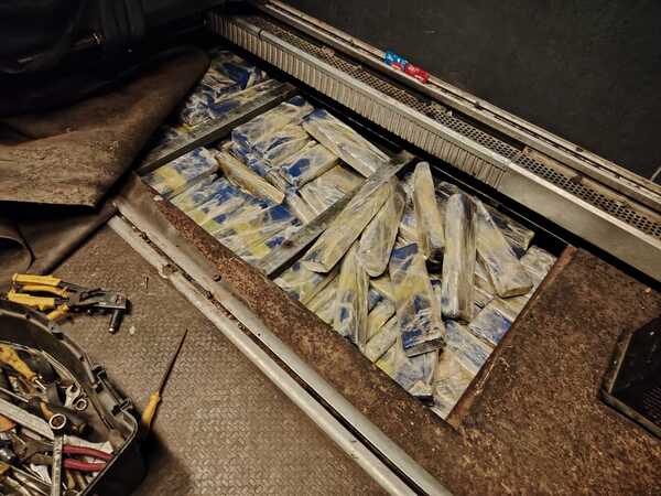 Desbaratan red que ofrecían paquetes de viaje casi regalados para traficar drogas