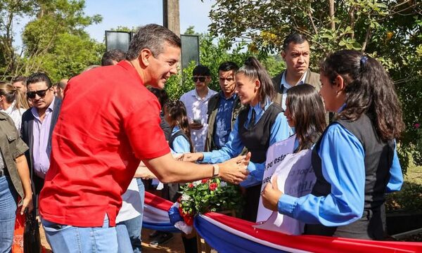 Presidente Peña afirma que se entregará a las escuelas públicas mobiliario de mejor calidad – Diario TNPRESS