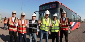 Llegaron los primeros buses eléctricos a Paraguay: inicia una nueva era en la movilidad • PARAGUAY TV
