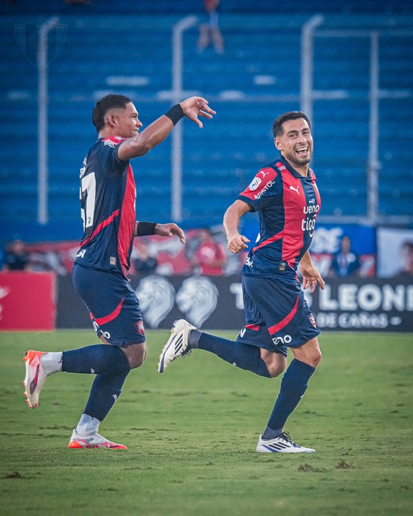 El Ciclón vuelve a sumar de a tres: venció por 2-0 a Ameliano - trece