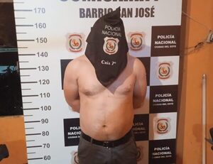 Detienen a hombre que en un ataque de celos golpeó a su pareja en una camioneta