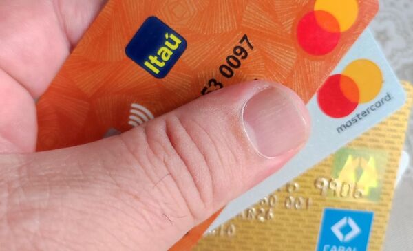 BCP reduce porcentaje de comisiones de tarjetas de crédito y débito para dinamizar el comercio