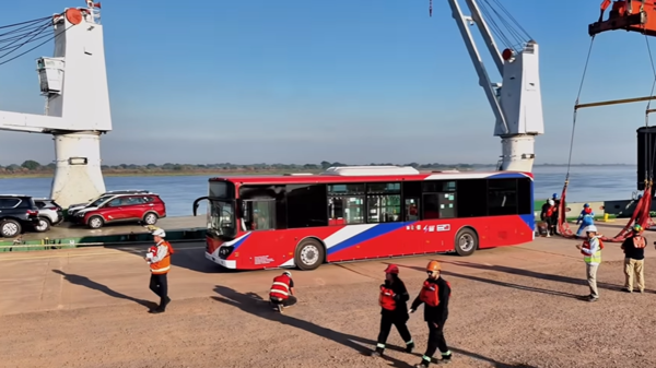 Llegan a Paraguay 20 buses el茅ctricos por acuerdo de cooperaci贸n con Taiw谩n