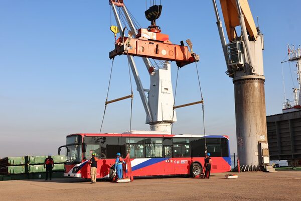 Nuevos buses eléctricos circularán sobre Eusebio Ayala y Artigas