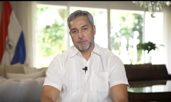 Desafuero de Abdo no se incluyó en sesión del miércoles, piden convocarlo antes a Comisión