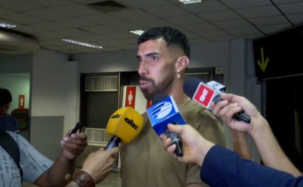 Ávalos ya está en el país para sumarse a la Albirroja: "Vengo con mucha alegría" - trece
