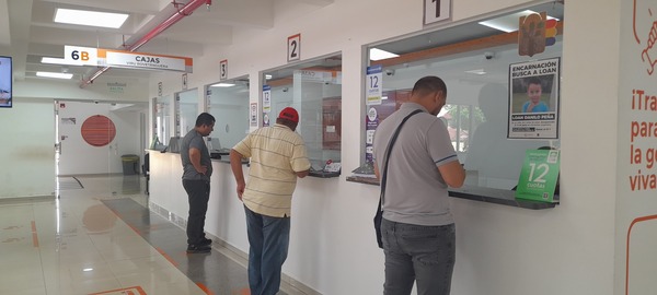 Conductores tienen dos semanas para renovar licencias de conducir en Encarnación