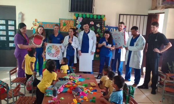 Realizan jornada de orientación en salud en Escuela Básica 5429 de Ciudad del Este
