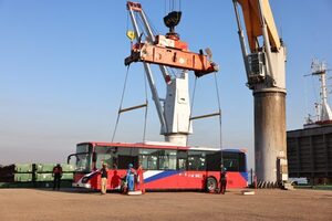 Celebran llegada de los primeros buses eléctricos de Taiwán