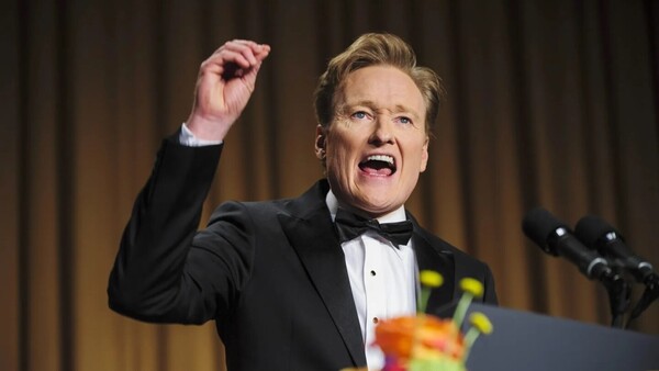 Conan O'Brien presentará de nuevo los Óscar en 2026, que se celebrarán el 15 de marzo