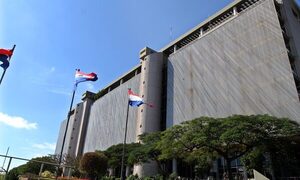 BCP redujo porcentaje máximo de comisiones de intermediación de las tarjetas de crédito y débito