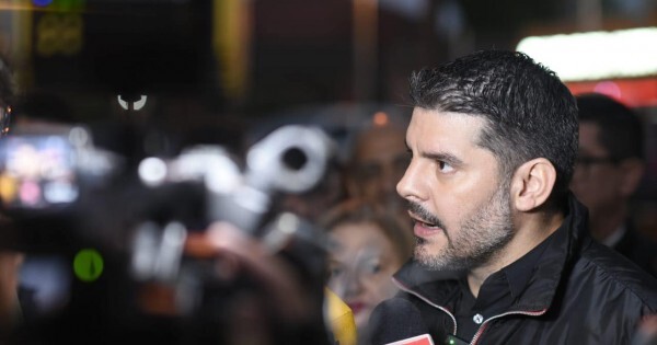 Wagener amenaza con demandar a la Municipalidad, pero Nenecho niega que ir por los morosos sea extorsión