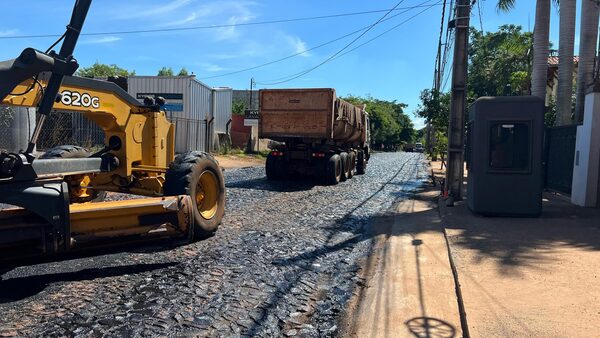 Ministra explica ambicioso "Plan 1000" buscando pavimentar caminos en todo el país - 1000 Noticias
