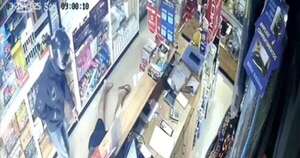 Diario HOY | Delincuentes roban millonario botín tras asalto a comercio en Concepción
