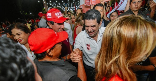 La candidatura de Velázquez molestó a Wiens y se abre la primera grieta en el abdismo