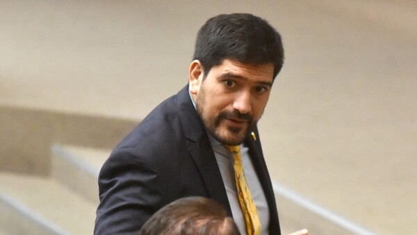 Mauricio Espínola no aceptará a abogado de Cartes en estudio de su desafuero