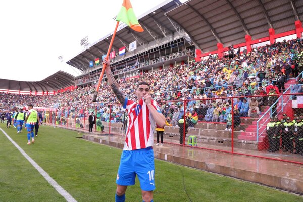 Versus / Miguel Almirón hace un llamado a la calma: "No hay que bajar los brazos"