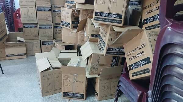 MEC: persiste retraso en entrega de kits escolares; Fenaes anuncia contraloría de los útiles - Nacionales - ABC Color