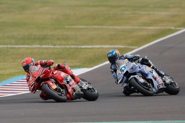Motociclismo: Marc Márquez gana todo en el GP de Argentina y hace historia - ABC Motor 360 - ABC Color